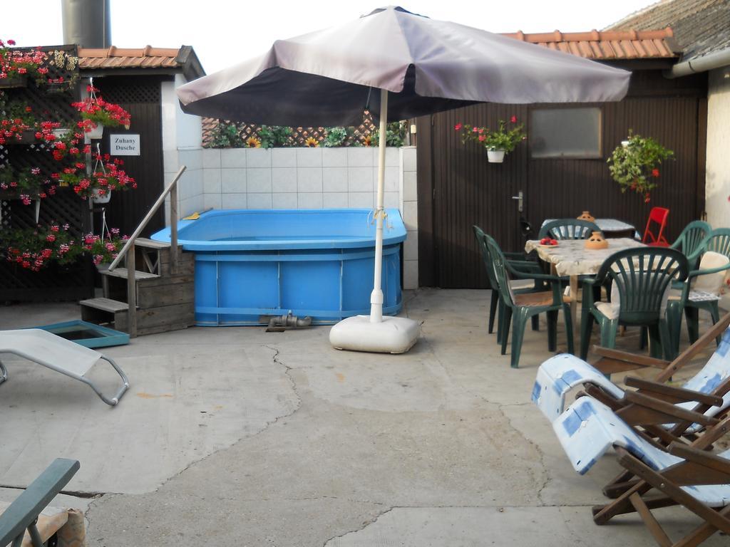 Pál Ház Apartman Abádszalók Kültér fotó